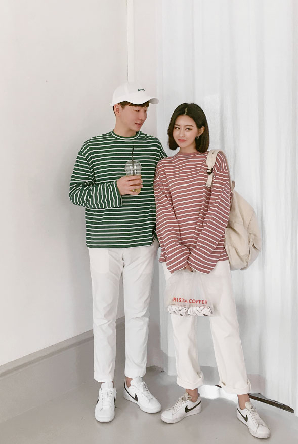 红色条纹T恤搭配 红色条纹衣服搭配图片