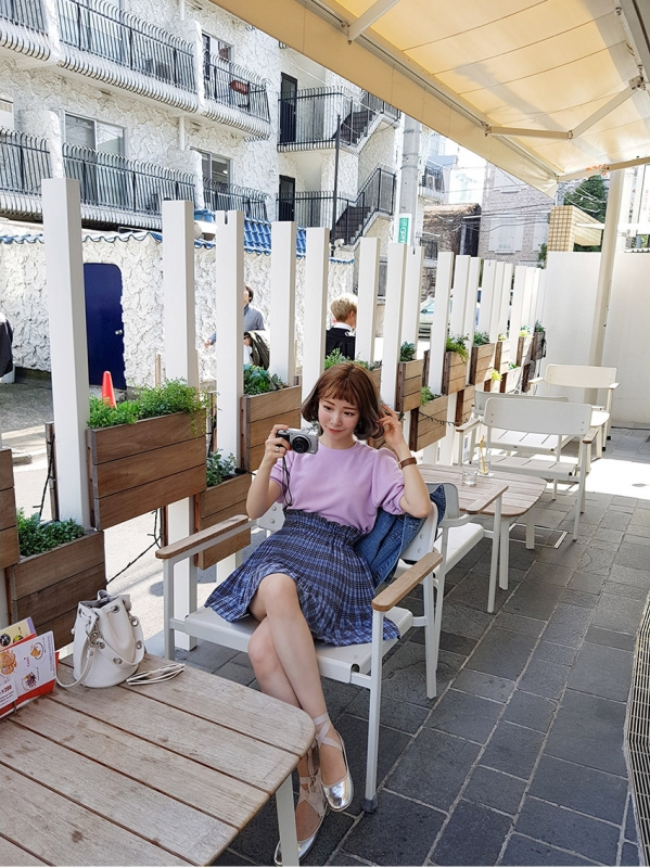 格子裙搭配什么上衣 格子半身裙配什么上衣