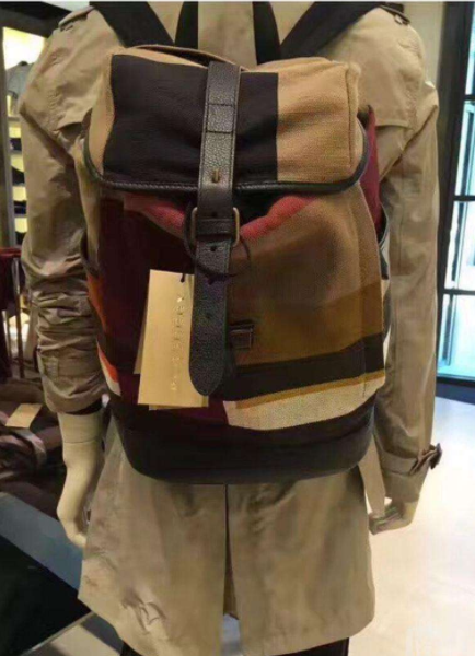 男士双肩包什么牌子好 好看的男士双肩背包