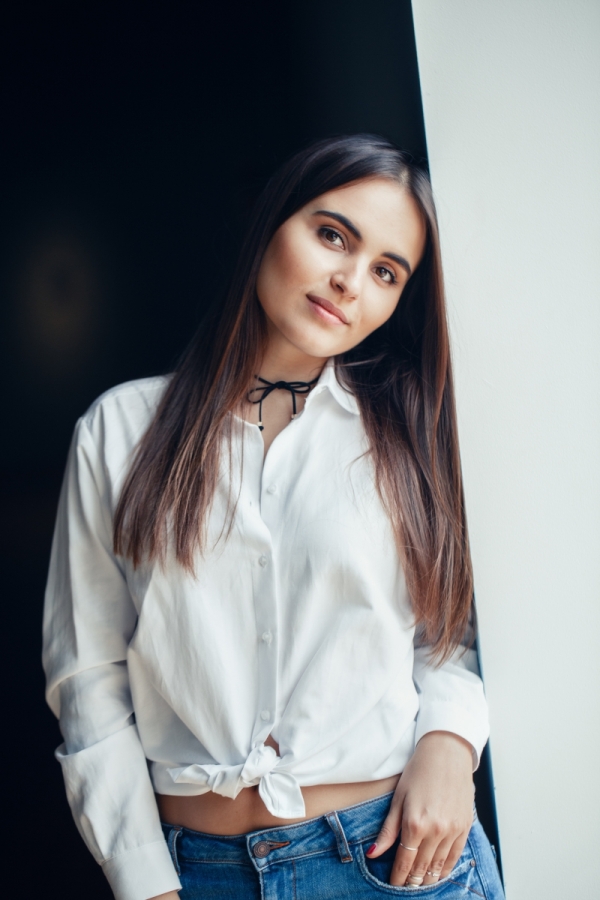 矮个子女生穿什么裤子显高