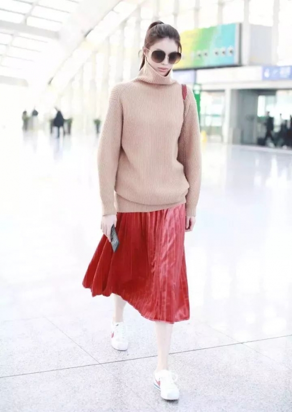2025春装服装流行颜色