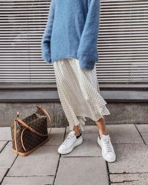 2025春装服装流行颜色