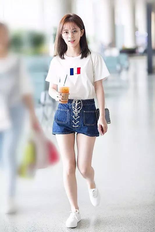 无袖长款外套怎么搭配