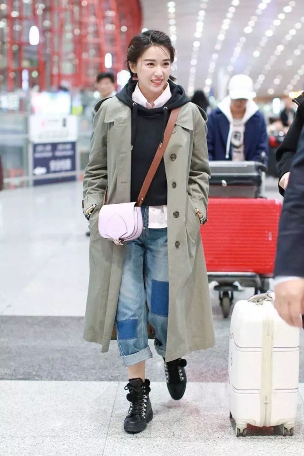 春季卫衣搭配女 2025卫衣流行这样穿好看