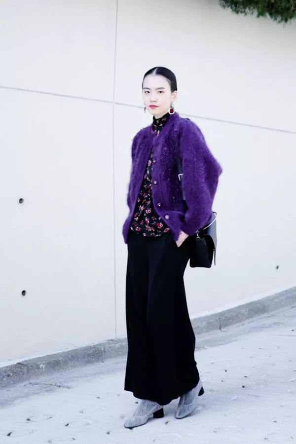春季紫色服装搭配图片