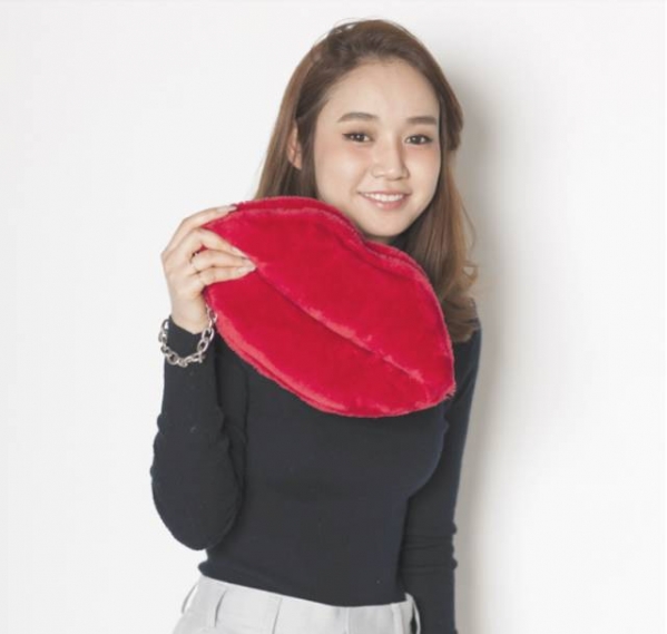 2025流行什么颜色衣服