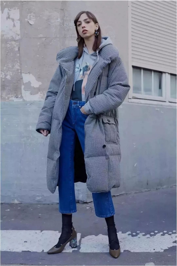 牛仔裤怎么搭配女