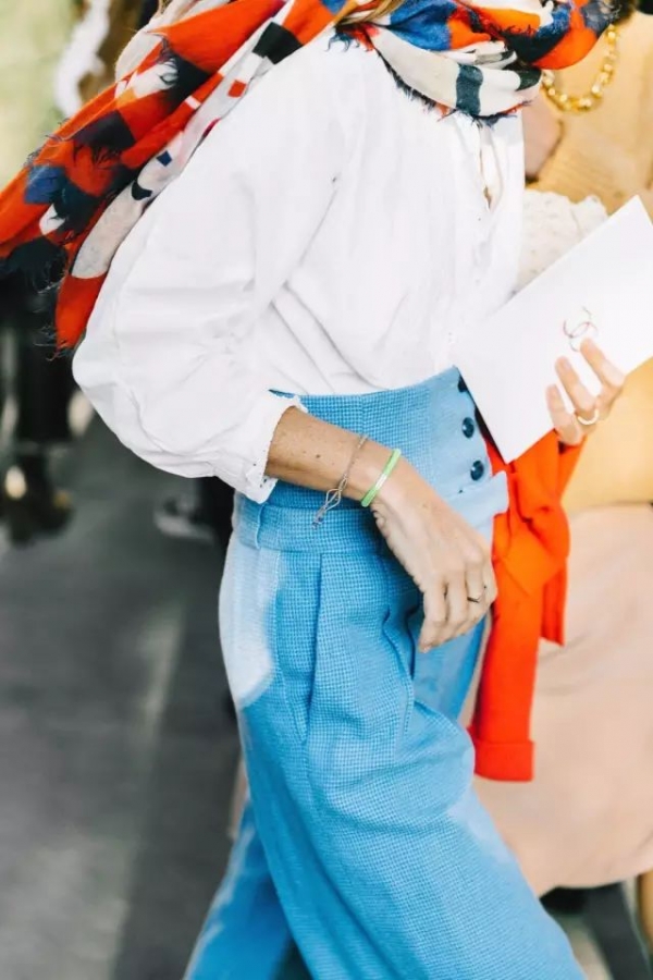 2025春夏流行色服装