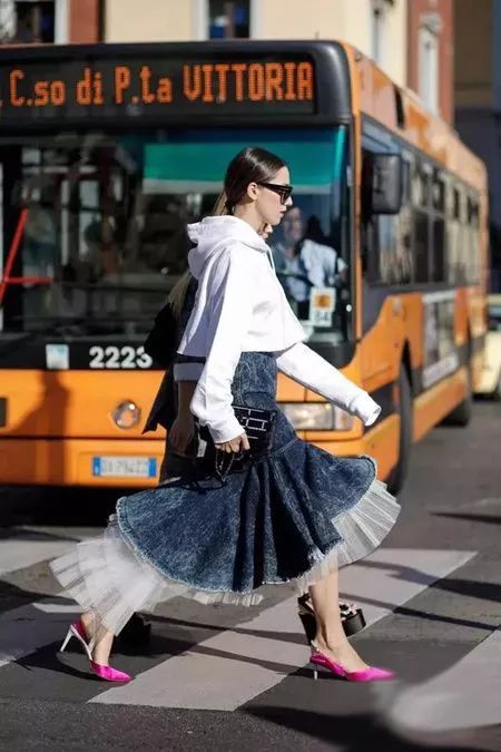 2025年流行什么款式的衣服