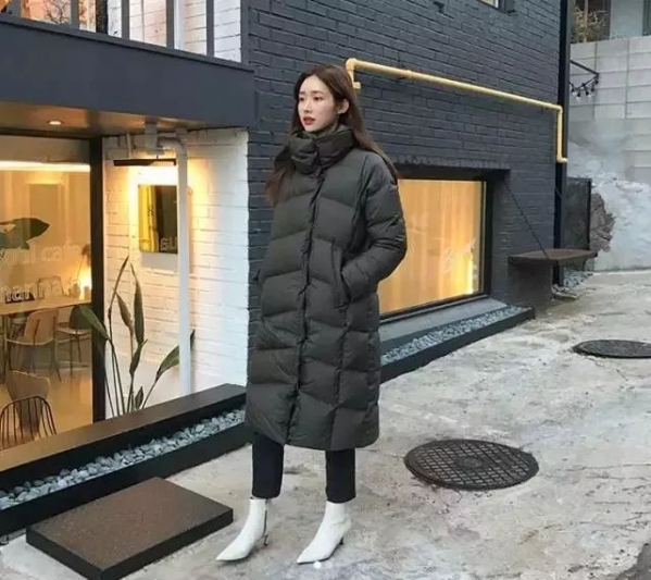 冬季羽绒服搭配图片 羽绒服这样搭裤子潮爆了