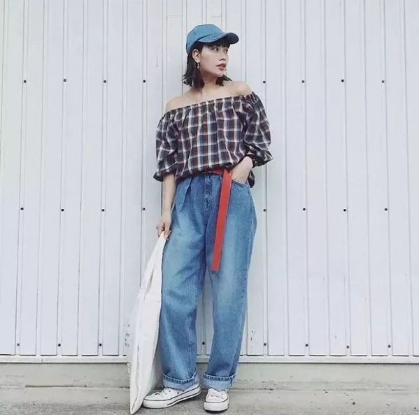 夏季穿搭女显清纯
