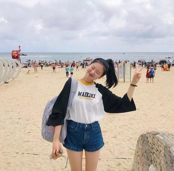 少女穿搭图片