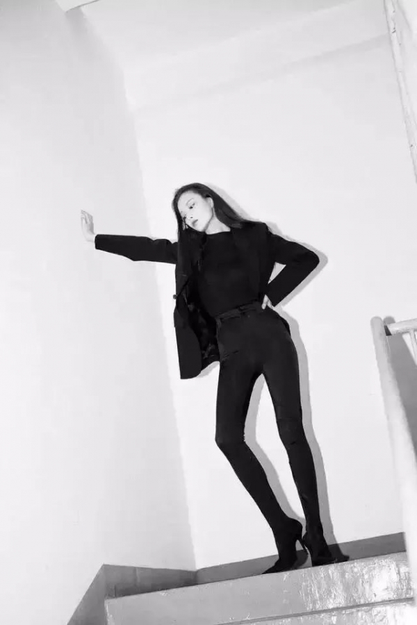 秋冬长靴怎么搭配衣服