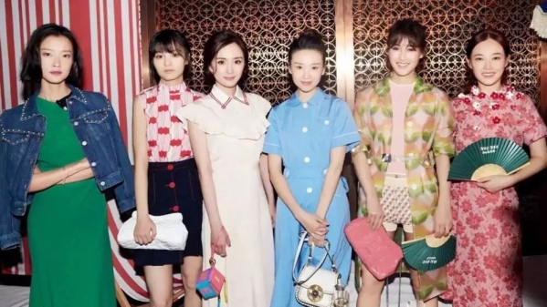 怎么打扮有高级感 怎么打扮看上去很高级