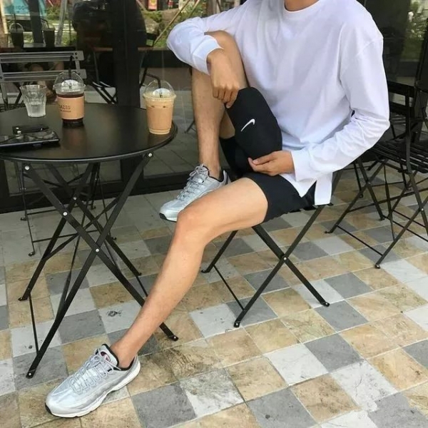 男生夏天怎么穿显高 男的个子矮穿什么裤子