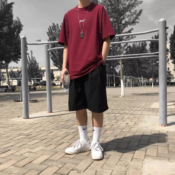男生街头风格怎么穿衣打扮