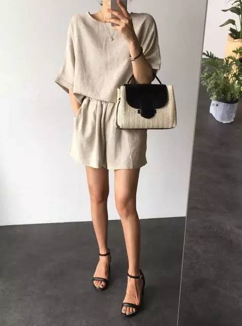 女生出去约会穿什么 夏季女生衣服搭配