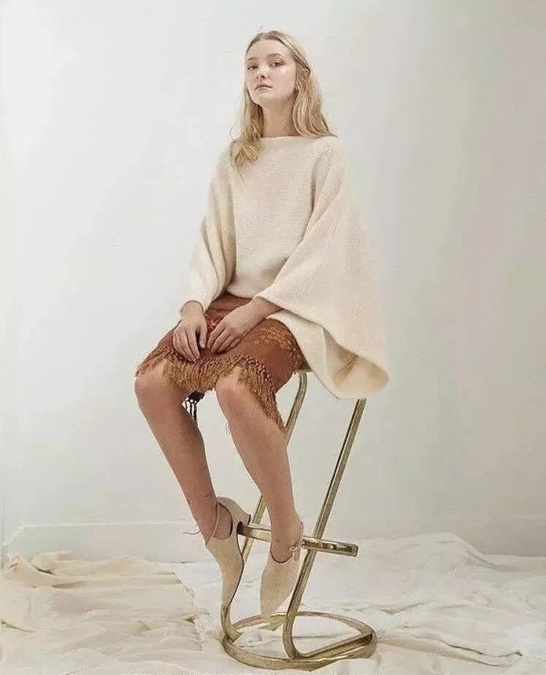 莫兰迪色衣服 2025秋冬流行色