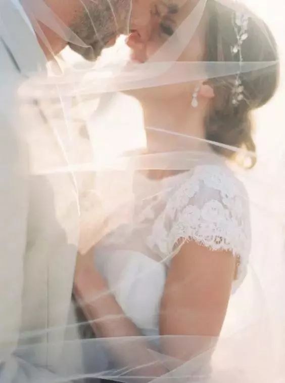 头纱怎么选 七夕婚纱照