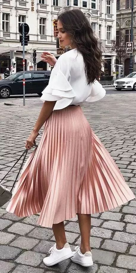 身材不好的女生穿衣服 胯宽的女生穿衣搭配