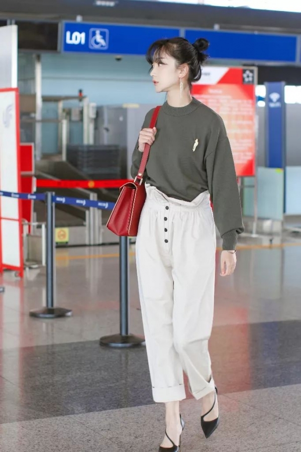 身材不好的女生穿衣服 胯宽的女生穿衣搭配