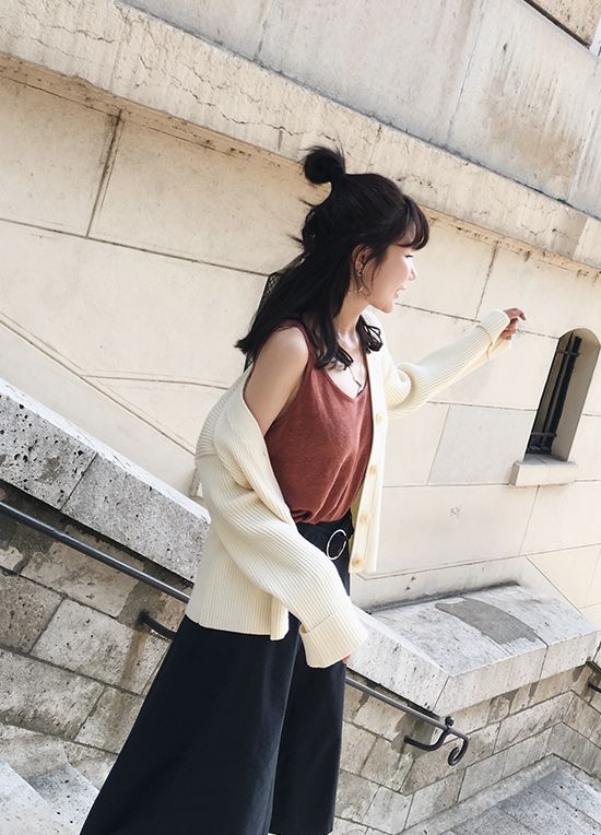 秋天针织衫怎么搭配衣服 2025最流行的针织衫