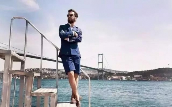 男生秋季怎么穿好看 今年秋天流行什么衣服