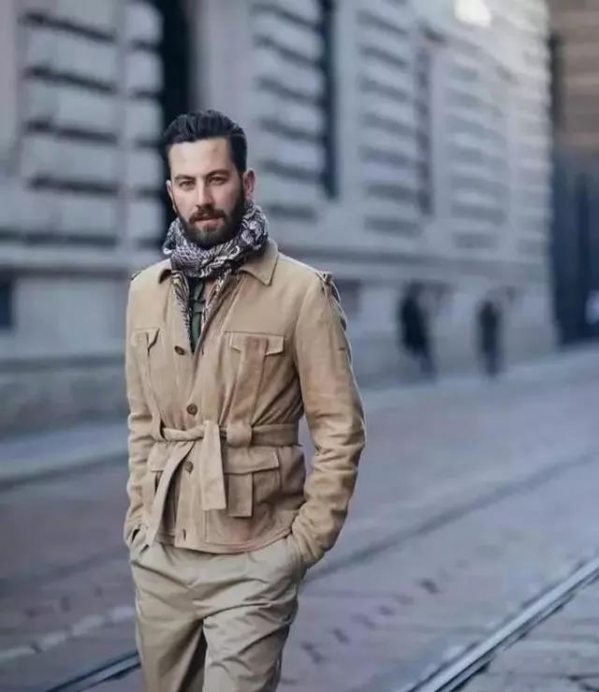 男生秋季怎么穿好看 今年秋天流行什么衣服