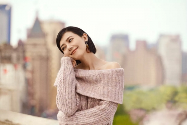 秋天适合穿什么衣服女 女人秋天穿什么衣服好看