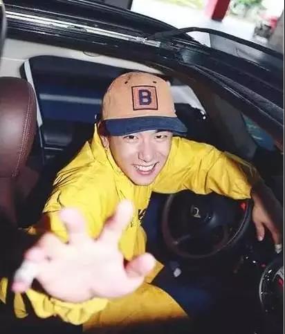 秋天男生怎么穿衣显高 秋天矮个子怎么搭配
