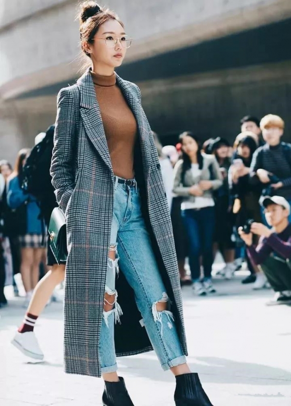 女生大衣里面穿什么好看 大衣里面怎么搭好看