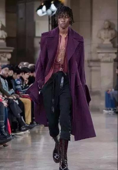 秋冬紫色衣服怎么搭配好看 紫色衣服怎么穿好看