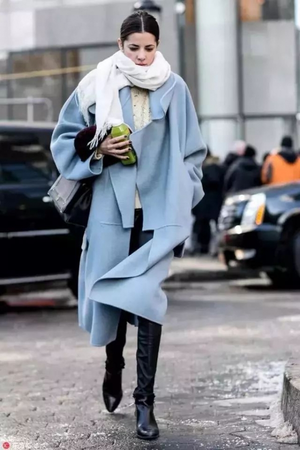 女生冬天白色衣服怎么搭配 冬天白色大衣怎么搭配