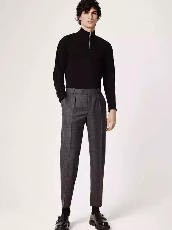 男士高领毛衣怎么搭配外套 男生冬天里面穿什么衣服今年冬天怎么穿衣时尚