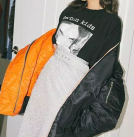 妈妈再也不用逼着我穿羽绒服了，这么时髦我恨不得每天都能穿！