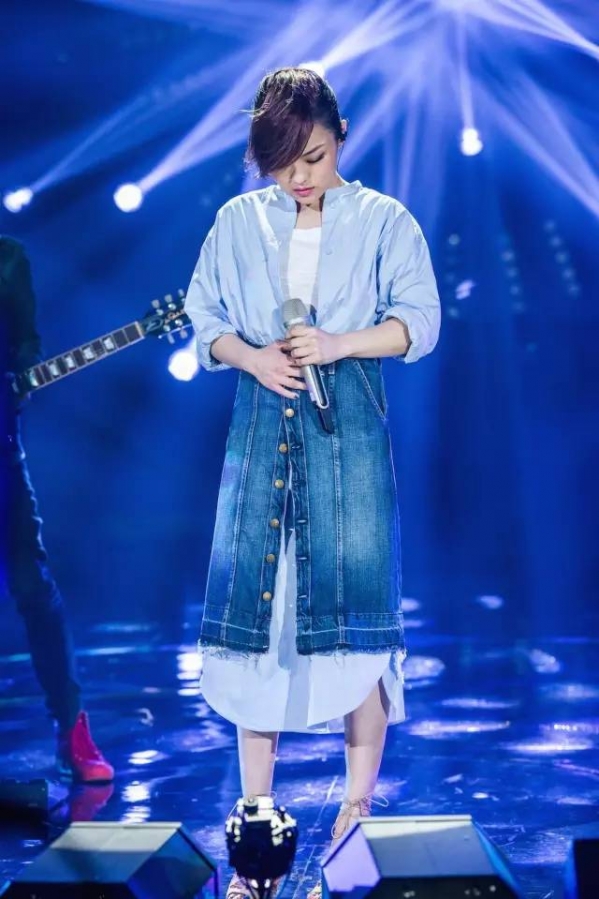 裙子套裙子