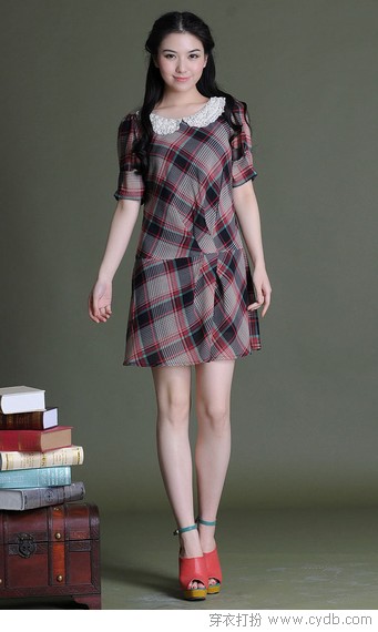 送你一件华服 美丽心情