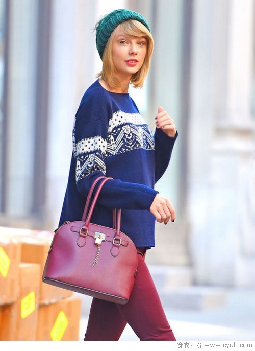 霉霉Taylor Swift街拍启发“双蛋”装扮