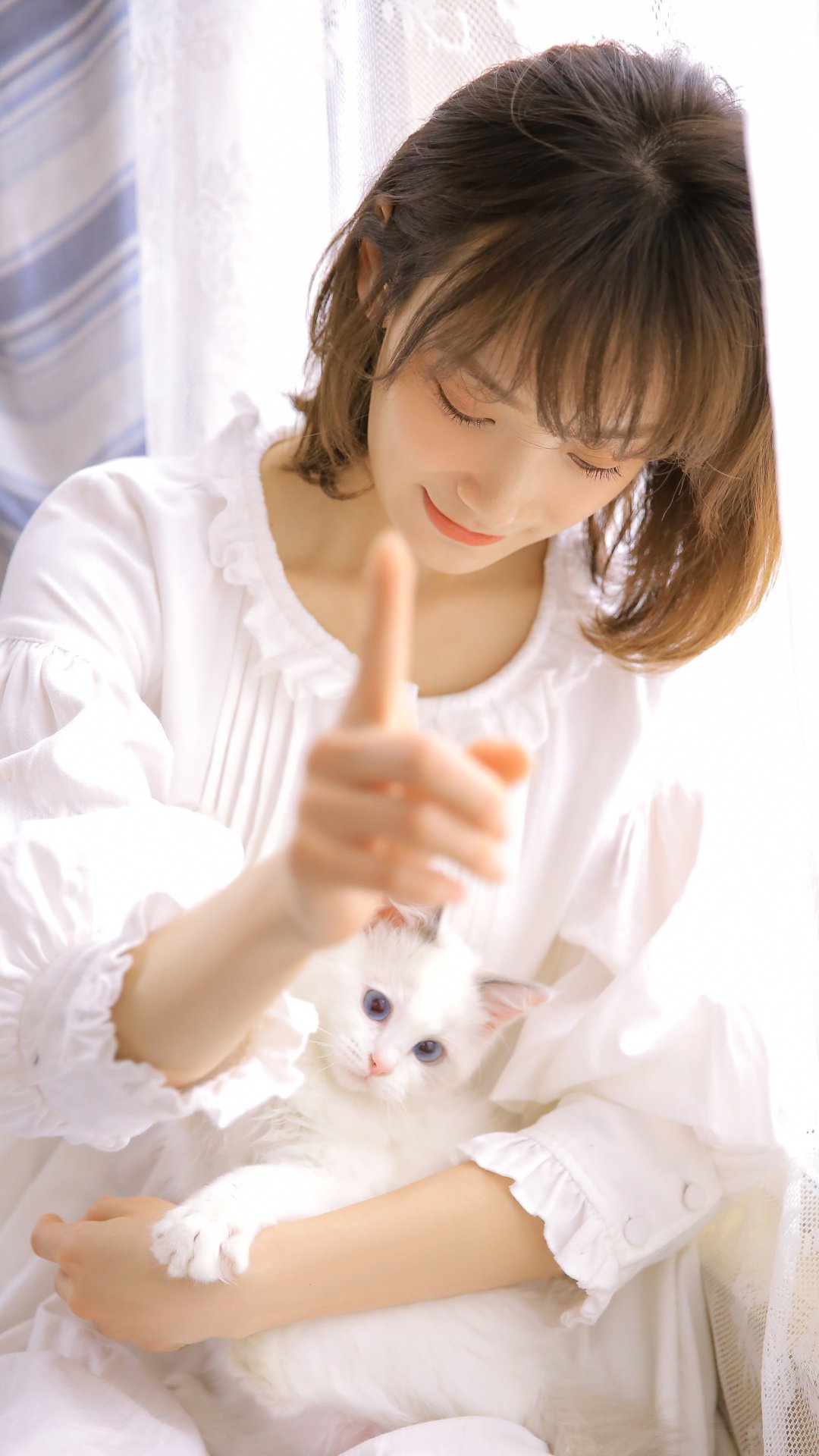 暖心性感美女手机壁纸
