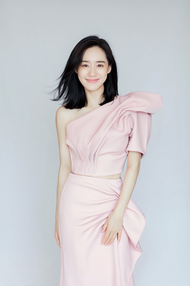 王智治愈系生日写真照图片