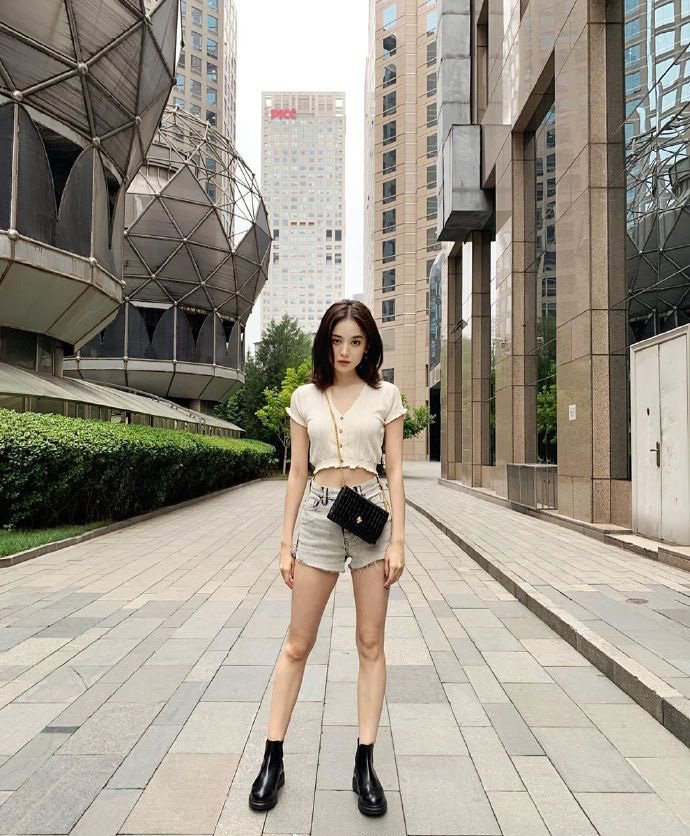 古力娜扎私服性感照图片