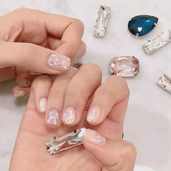 blingbling美甲图片大全 2024超炫闪闪的美甲