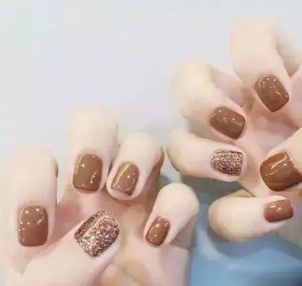 显手白美甲图片款式