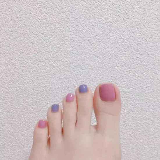夏季的跳色脚甲