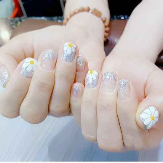 美甲花卉彩绘图片
