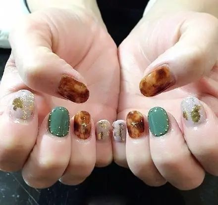 琥珀美甲图片大全