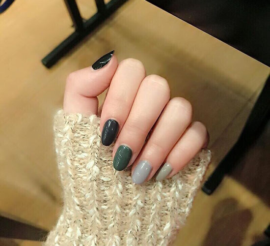 短指甲美甲图片深色 深色短款美甲图案