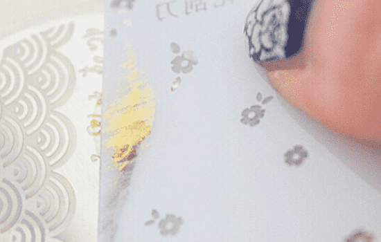 水染指甲油怎么做 水染美甲教程