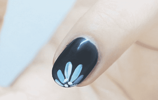 气质五瓣花美甲教程 气质五瓣花美甲怎么做