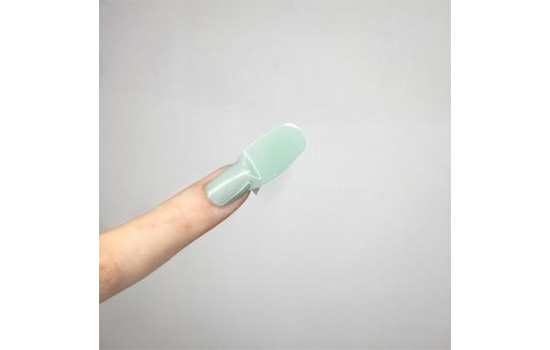 贴纸美甲怎么做 贴纸美甲的做法步骤图